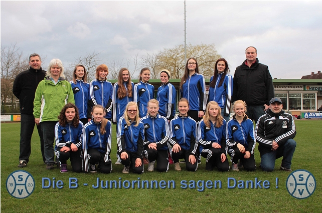 20130818-B-Juniorinnen-Anzuege