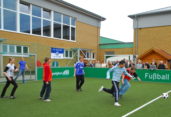 090508-Holdorf-HSV-GS-DFB-Kleinspielfeld-Uebergabe-06-i