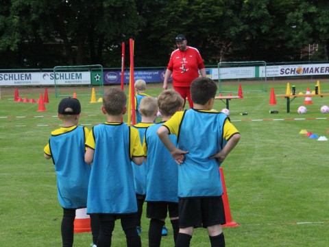 Sport Böckmann Fußballcamp 2026 mit Bernd Voss