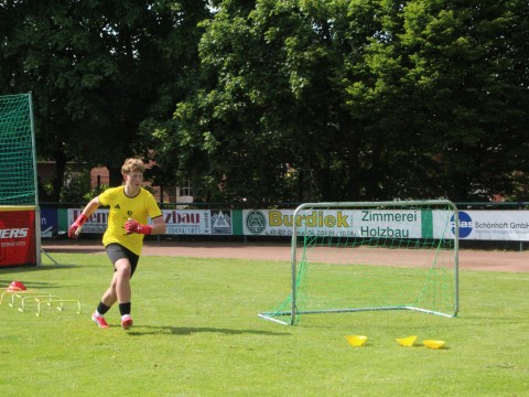 Sport Böckmann Fußballcamp 2026 mit Bernd Voss